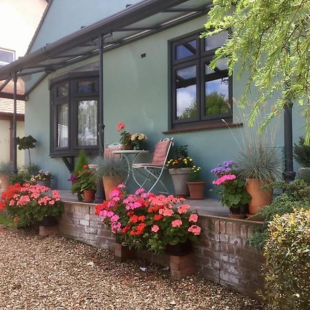 Weston Cottage Poole Luaran gambar